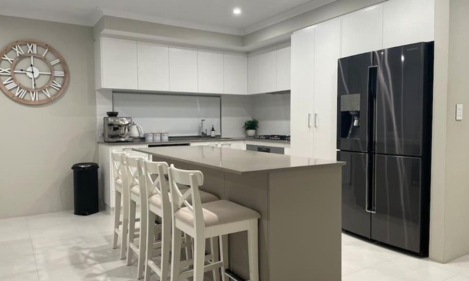 Jindalee Casa | Beautiful Two Story Beachside House