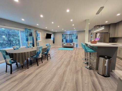Faircrest Heights Apartamento | Beautiful & updated 3 bedroom & 2 bathroom apt with backyard near Beverly Hills LACMA & Museums