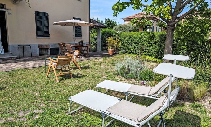 Montegrosso dʼAsti Casa | Estupenda casa de vacaciones para 4 personas con WIFI, terraza y aparcamiento