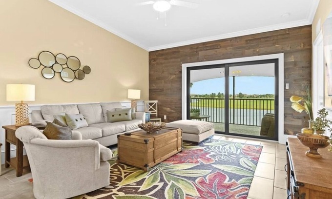 Lakewood Ranch Condominio | Beautiful Veranda Condo at Lakewood National Golf Resort, 2 bedroom plus den