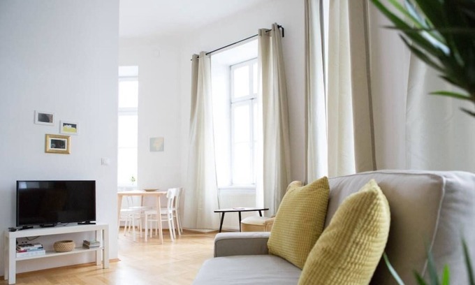 Roßau Apartamento | Beautiful Viennese Apartment in City Center