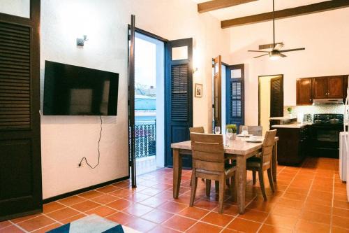 Catedral Apartamento | Beautiful View Apt near Governors Mansion in OSJ