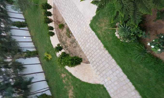 Yasmine Apartamento | Hermoso apartamento con vista ubicado en Yasmine Hammamet con jardín, piscina.