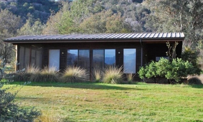 Three Rivers Cabaña | Vistas hermosas. Chalet amueblado. Privado