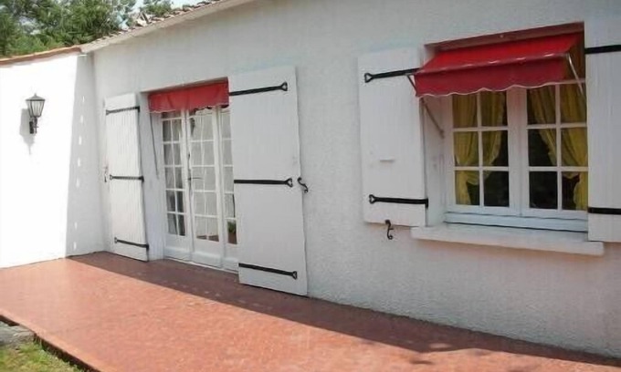 Saint-Trojan-les-Bains Villa | Bonita villa en terrenos boscosos cerca del mar en la isla de Oleron