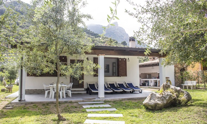 Perdepera Villa | Hermosa villa a 300 metros del mar