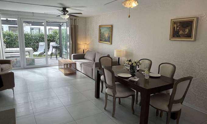 Breisach Casa | Maravillosa casa de vacaciones para 6 personas con WIFI, TV y terraza