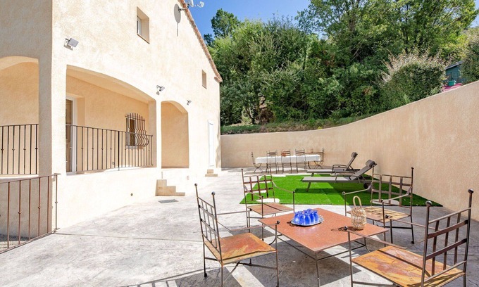 Bauduen Casa | Preciosa casa de vacaciones con WIFI, TV, terraza, mascotas permitida y aparcamiento