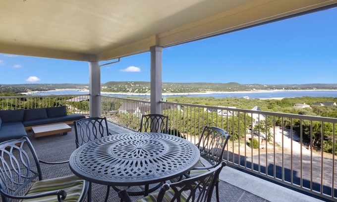 Northshore On Lake Travis Villa | Hermosa Villa - Fantástica vista panorámica del lago Travis en Hollows Resort