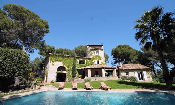Cannes Casa | Beautiful Villa in the heights of Cannes