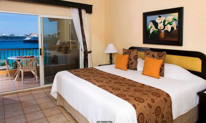 El Medano Ejidal Complejo | Beautiful Villa del Arco - Two Bedroom Suite