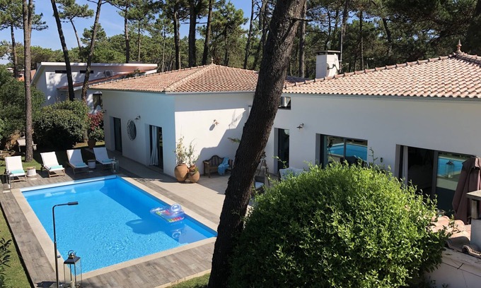 Apulia Villa | Hermosa villa cerca de Oporto con piscina privada a 50 metros de una playa de arena