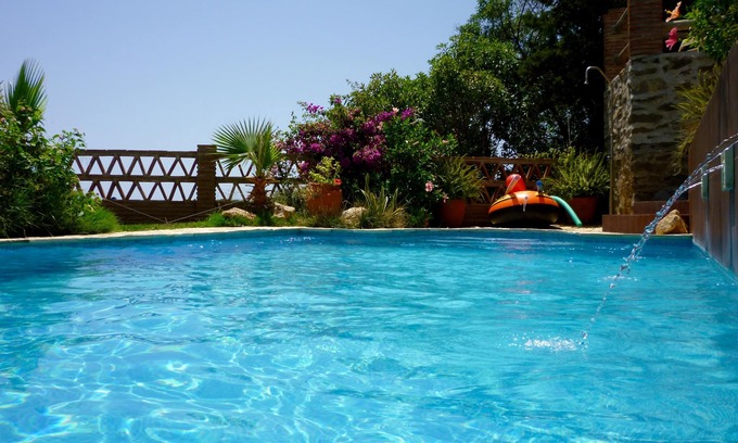Fuengirola Villa | Hermosa villa, piscina propia 400 metros playa TV Esp WiFi Vistas mar Aire-acon