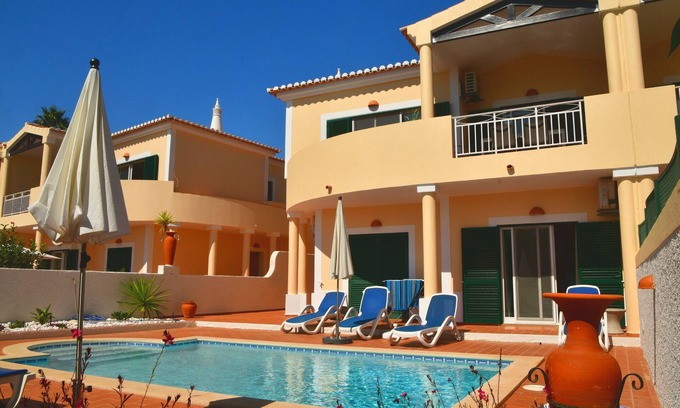 Luz Villa | Hermosa villa con piscina privada, fabulosas vistas al mar, a pie de la playa