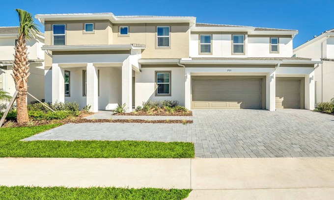 Kissimmee Casa | Beautiful Villa with Cinema Room and Pool-2521SD