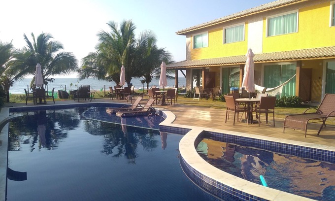 Itacimirim Apartamento | Hermoso pueblo en la playa de Itacimirim - Pie en la arena