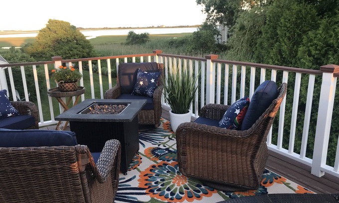 West Yarmouth Casa | Hermosas vistas del agua de Cape Cod Beach House