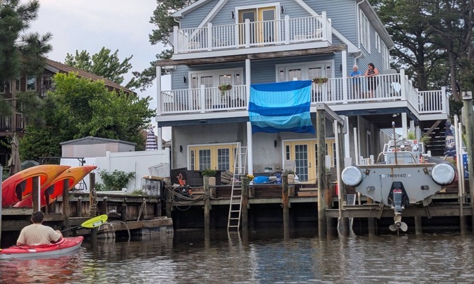 Cedar Neck Casa | Beautiful waterfront 5br/2banOptional boat rental