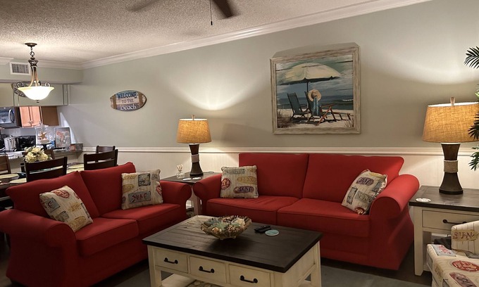 Panama City Beach Villa | Bellamente decorado 2BR / 2BH Villa