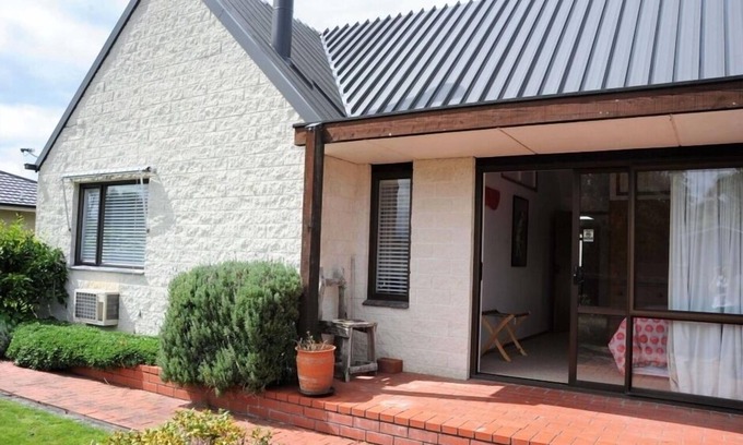 Masterton Casa | Casa adosada muy bien presentada