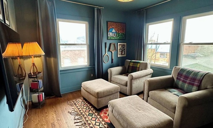 Cleveland Casa | Beautifully Remodeled 3-bedroom house with AC in Cleveland Heights.