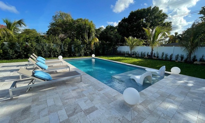 South Middle River Casa | Beautifully renovated PRIVATE home w/ NEW pool!