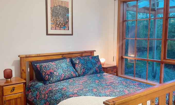 Blackmans Bay Casa | Beautifully renovated Cottage 300m to Beach