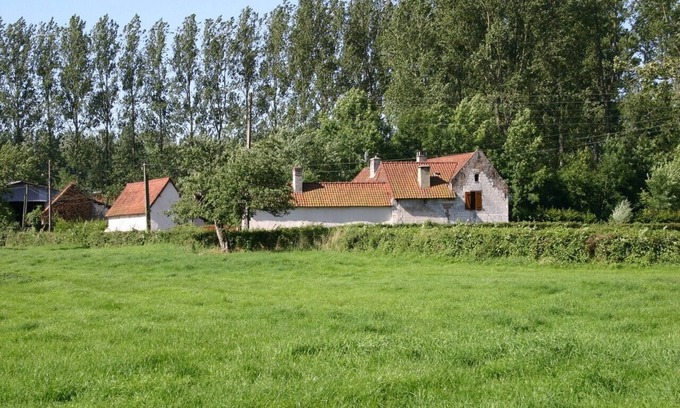 Vieil-Hesdin Otro | Bellamente restaurada granja unifamiliar