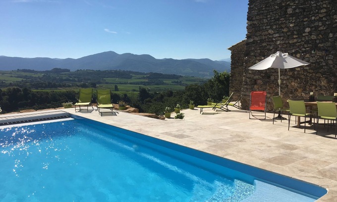 Vinsobres Casa | Granero de piedra bellamente restaurado con piscina propia / excelentes vistas a viñedos / Mont Ventoux