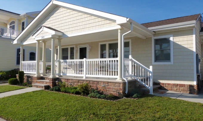 Wildwood Crest Casa | Belleza 4Bed / 2. 5Bath Single Level Home, fantásticos espacios al aire libre, pasos a la playa