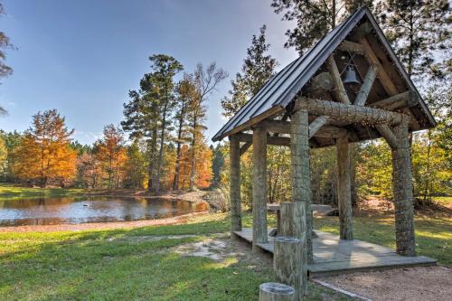 Huntington Casa | Beaver Creek Lodge - Secluded Home with Pond!