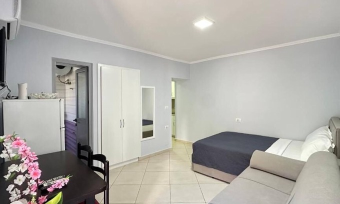 Qender Apartamento | Bebi Guest House