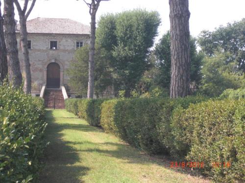 Russi Cama Y Desayuno | Bed and Breakfast di Charme La Bonarella