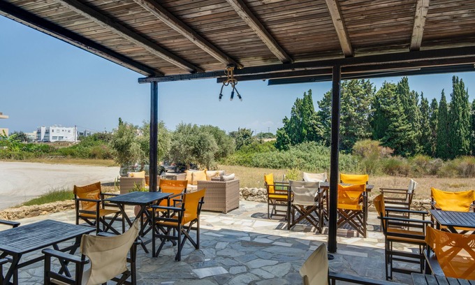 Mastichari Cama Y Desayuno | Alojamiento y desayuno 'Ilios and Irene 1' con terraza compartida, Wi-Fi y aire acondicionado.