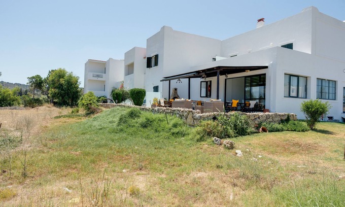 Mastichari Cama Y Desayuno | Alojamiento y desayuno 'Ilios and Irene 2' con terraza compartida, Wi-Fi y aire acondicionado.
