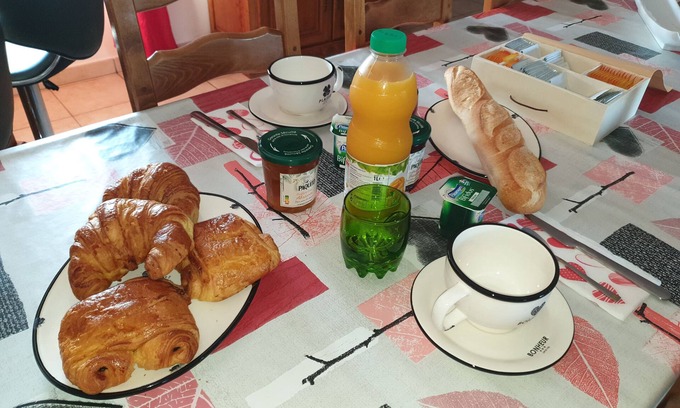 Versaugues Cama Y Desayuno | Alojamiento y desayuno en casa de campo