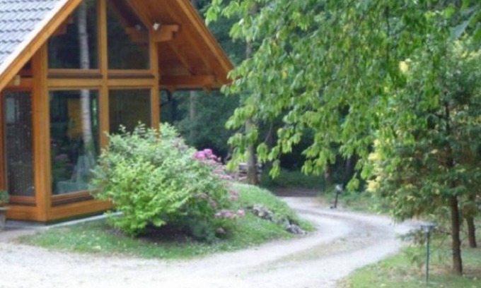 Daubeuf-pres-Vatteville Casa | cama casa dormitorio en el agua