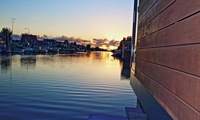 Nieuw-West Alquiler De Eote | Bed & boat, apartment on houseboat, free parking, free city bikes.