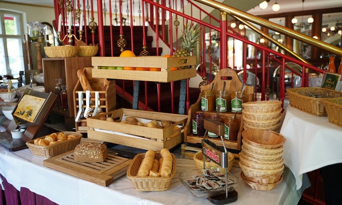 Potsdam Cama Y Desayuno | Bed & Breakfast am Luisenplatz