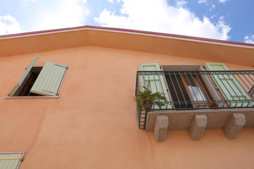 Pozzomaggiore Cama Y Desayuno | Bed & Breakfast S'Ena