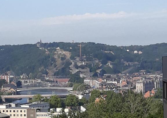 Bouge Casa | Bed vue sur vallée de la Meuse Namur
