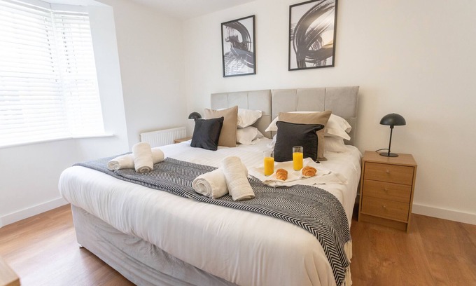 Bedford Apartamento | Bedford Meadows Apartments