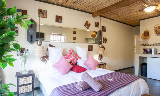 Strand Apartamento | Bedrock Executive Studio with Kitchenette