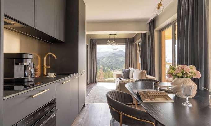 Zakopane Apartamento | Bedroom with Stunning Mountain Views