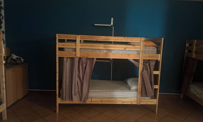 Busto Garolfo Casa | Beds in shared room
