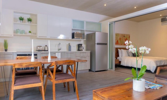 Santa Ana Apartamento | BEE Suites Santa Ana