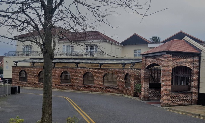 Dunmurry Hotel | Beechlawn House Hotel