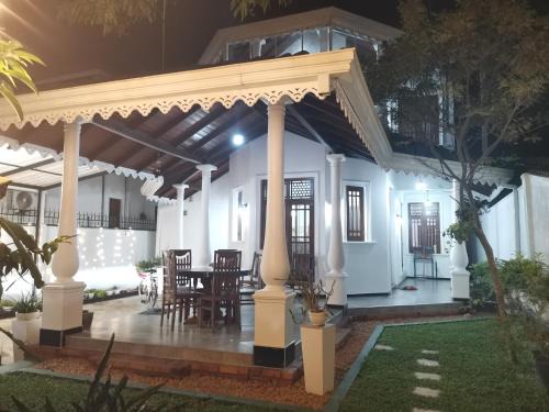 Dalupotha Apartamento | BeeCottageOne-Negombo