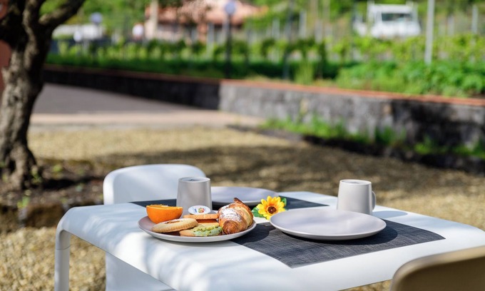 Zafferana Etnea Cama Y Desayuno | Beehappy B&B