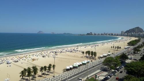 Copacabana Apartamento | Belíssimo APTO 2 quartos Copacabana á 3 minutos andando para praia